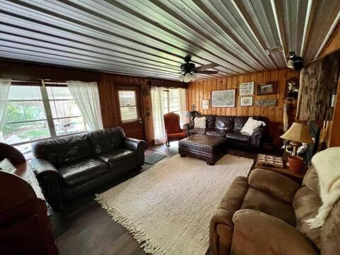 Quiet Farmhouse In The Country Close To Major Theme Parks Ridge Manor Eksteriør bilde
